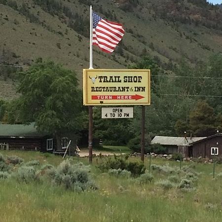 Trail Shop Inn Wapiti Luaran gambar